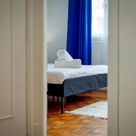 Apartment Eric Joli Renove Avec Double Balcons