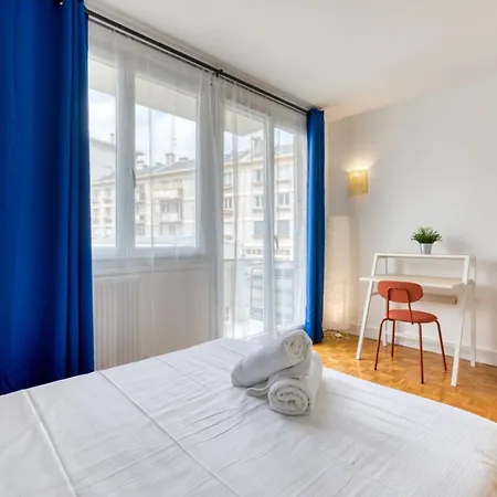 Eric Joli Renove Avec Double Balcons * Rouen