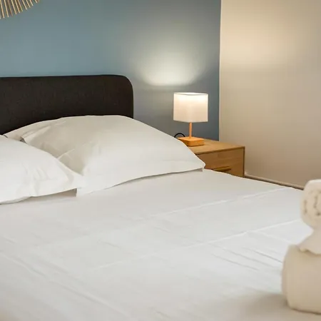 Eric Joli Renove Avec Double Balcons *