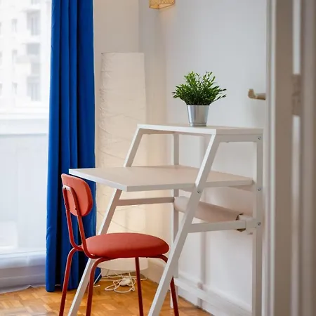 Apartment Eric Joli Renove Avec Double Balcons Rouen