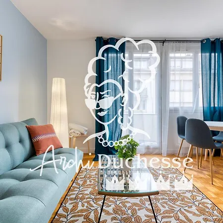 Apartment Eric Joli Renove Avec Double Balcons Rouen