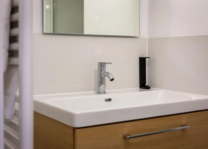 Apartment Eric Joli Renove Avec Double Balcons